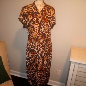 Animal print knee-length dress